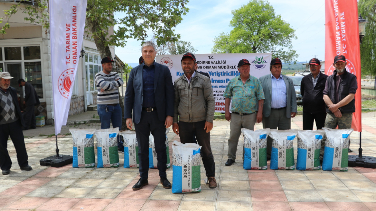 Edirne'de çiftçiye yüzde 75 hibeli kuru fasulye tohumu dağıtılıyor